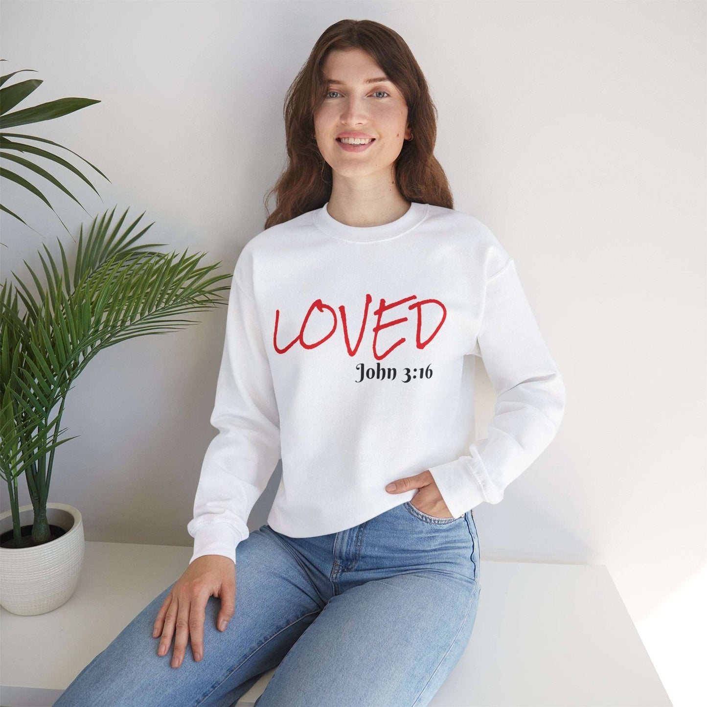 Loved Crewneck Sweatshirt White